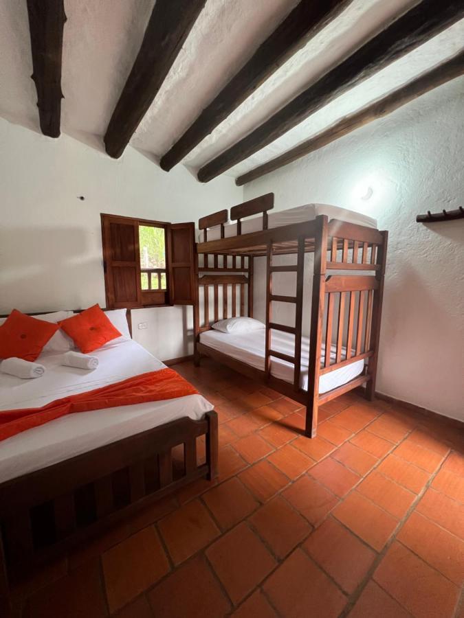 Hostal Villa San Rafael Barichara Exteriör bild