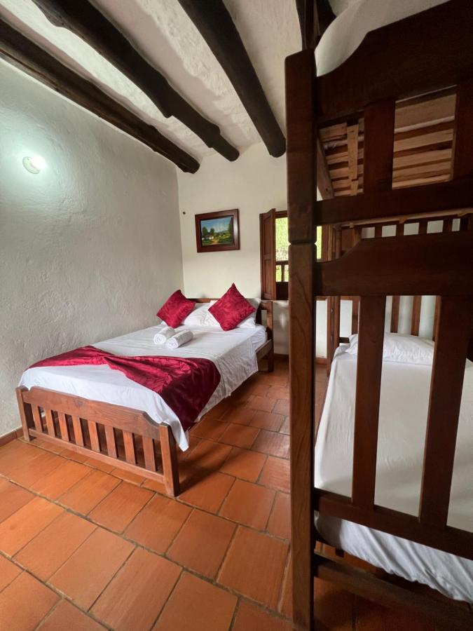 Hostal Villa San Rafael Barichara Exteriör bild