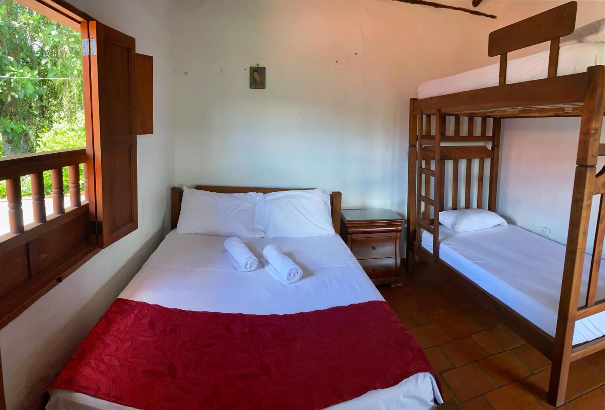 Hostal Villa San Rafael Barichara Exteriör bild